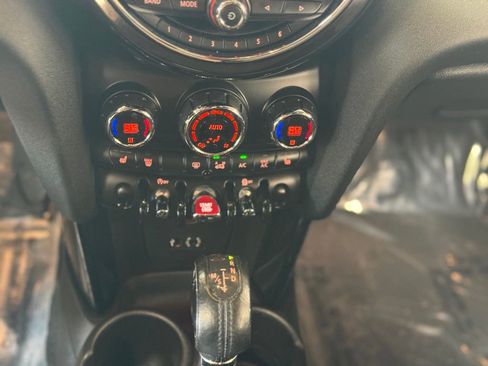 Used 2017 MINI Cooper S image 22