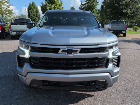 Used 2025 Chevrolet Silverado 1500 RST AWD/4WD image 9