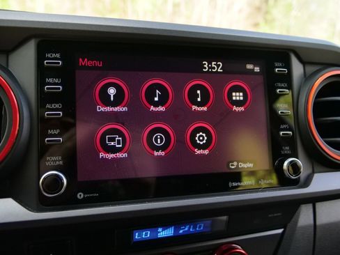 Used 2023 Toyota Tacoma TRD Sport AWD/4WD image 13