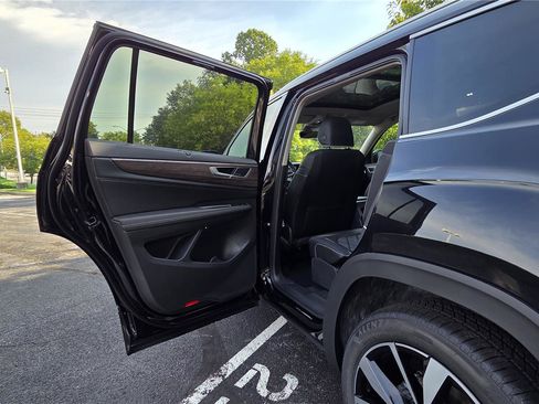 New 2026 Volkswagen Atlas SEL Premium R-Line AWD/4WD image 24