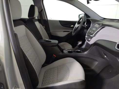 Used 2022 Chevrolet Equinox LS AWD/4WD image 21