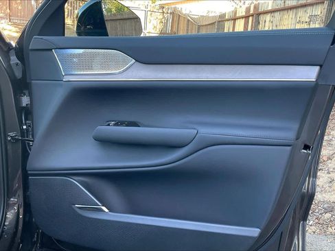 New 2025 Volvo EX90 Ultra w/ Protection Package Premier image 31