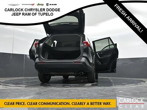 Used 2024 Toyota RAV4 XLE FWD image 66
