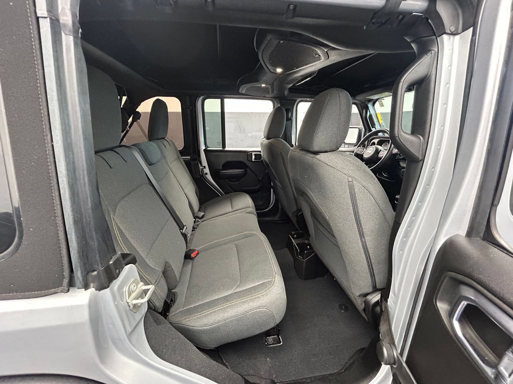Used 2024 Jeep Wrangler Unlimited Sport AWD/4WD image 14
