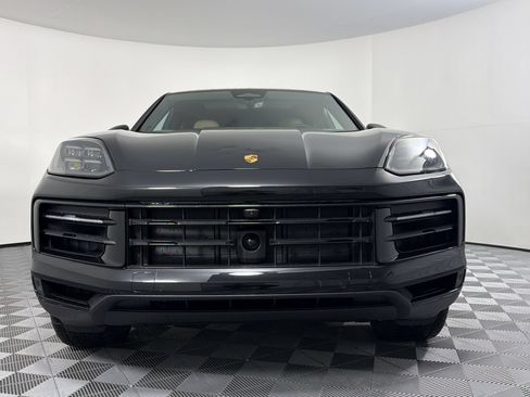 New 2026 Porsche Cayenne Coupe AWD/4WD image 6
