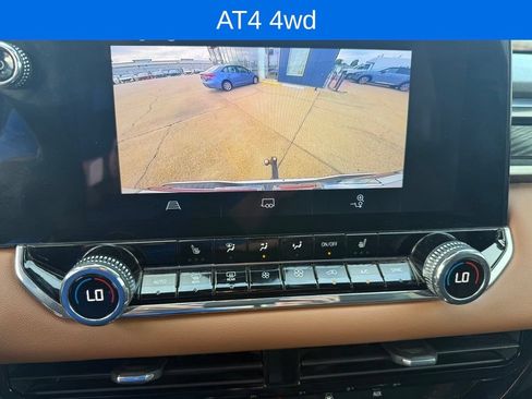 Used 2023 GMC Canyon AT4 AWD/4WD image 14