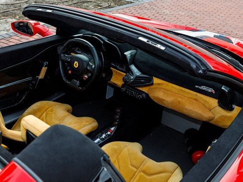 Used 2015 Ferrari 458 Speciale A image 41