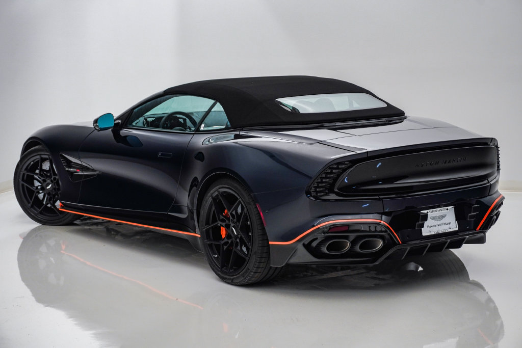 Used 2026 Aston Martin Vanquish Convertible RWD image 8