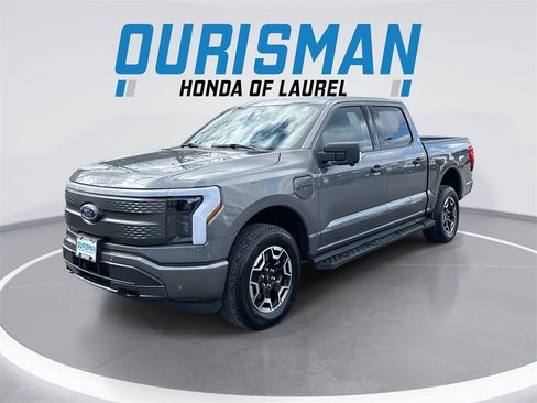 Used 2023 Ford F150 Lightning XLT image 1