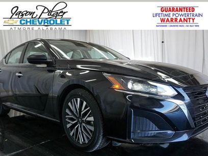 Used 2024 Nissan Altima 2.5 SV