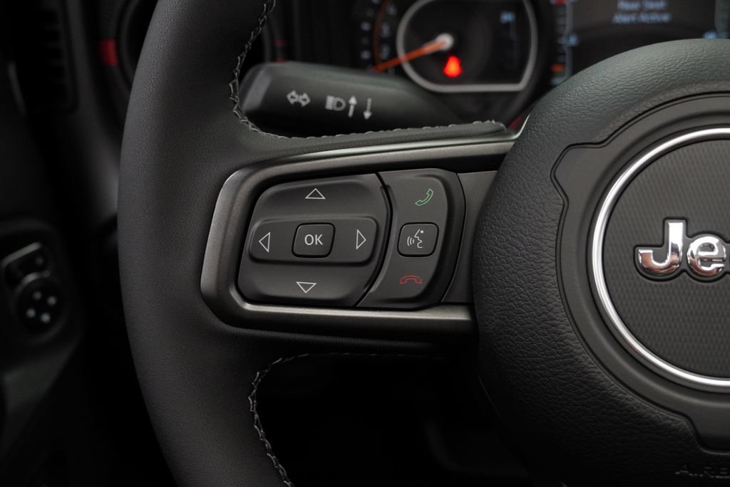 New 2026 Jeep Wrangler Unlimited Rubicon AWD/4WD image 26