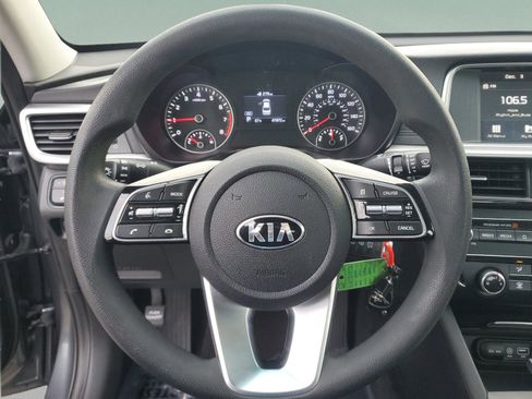 Certified 2020 Kia Optima LX image 16