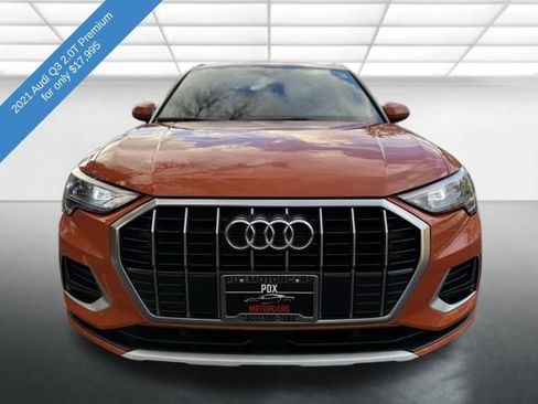 Used 2021 Audi Q3 2.0T Premium AWD/4WD image 2