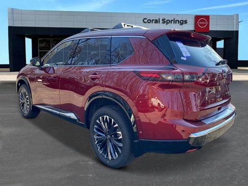 New 2026 Nissan Rogue Platinum image 2