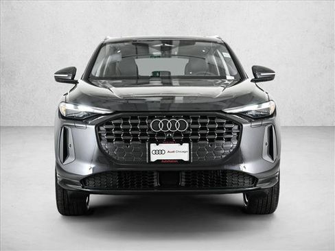 Certified 2025 Audi Q5 Premium w/ Convenience Package AWD/4WD image 2