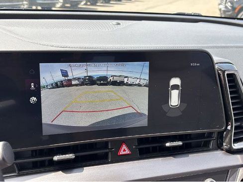 Used 2024 Kia Sportage EX FWD image 23