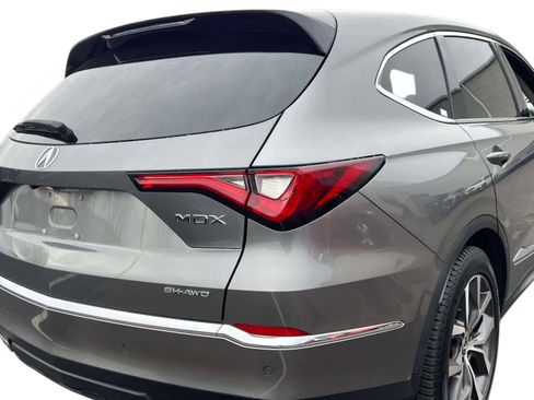 Used 2023 Acura MDX SH-AWD w/ Technology Package image 6