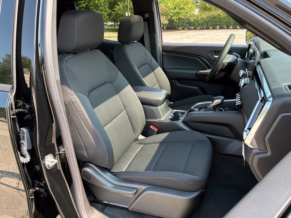 New 2026 GMC Canyon Elevation w/ Technology Package AWD/4WD image 49