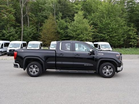 Used 2023 GMC Sierra 1500 SLE w/ X31 Off-Road Package AWD/4WD image 7