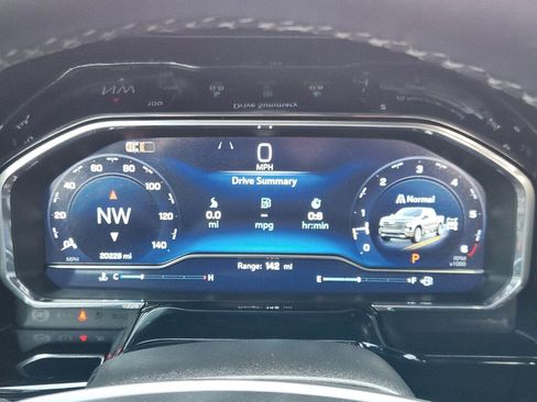 Used 2024 Chevrolet Silverado 1500 High Country w/ Technology Package image 16