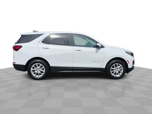 Certified 2024 Chevrolet Equinox LT AWD/4WD image 9