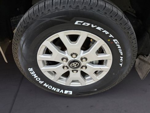 Used 2024 Toyota Tacoma SR5 image 14