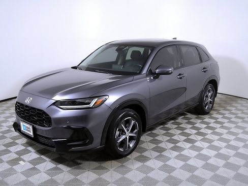 Used 2024 Honda HR-V EX-L image 3
