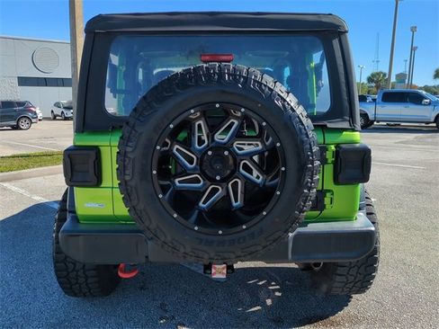 Used 2018 Jeep Wrangler Sport image 5