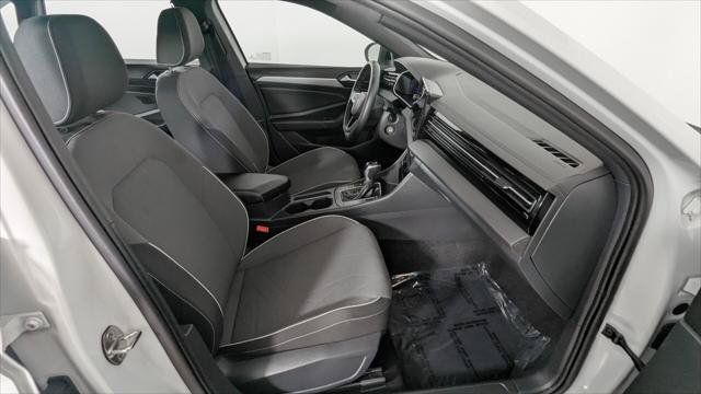 Used 2025 Volkswagen Jetta Sport FWD image 21