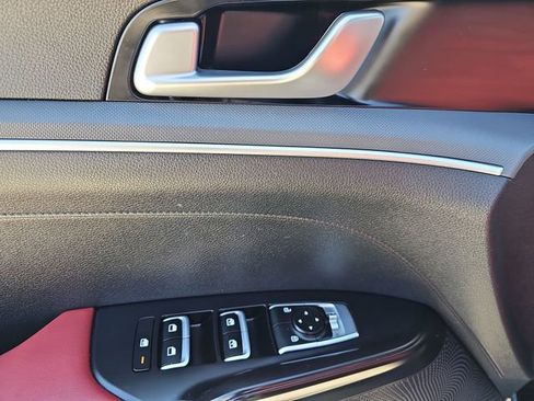 Used 2023 Kia K5 GT-Line image 24