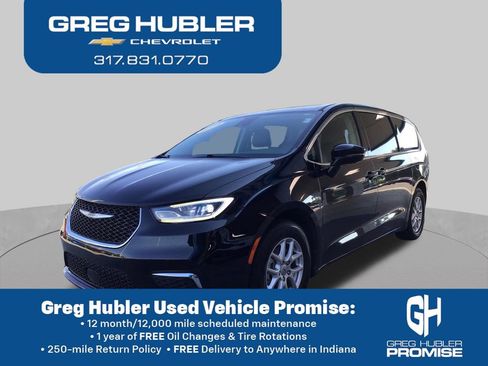 Used 2024 Chrysler Pacifica Touring-L FWD image 12