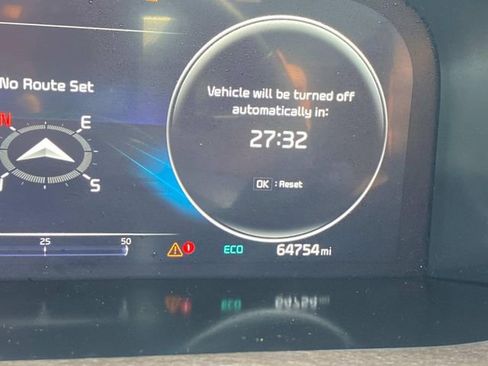 Used 2022 Kia Sorento SX Prestige w/ Rust Color Package image 33