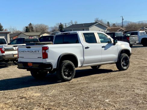 Certified 2025 Chevrolet Silverado 1500 ZR2 w/ Technology Package image 3