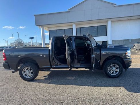 Used 2024 RAM 2500 Laramie w/ Safety Group AWD/4WD image 8