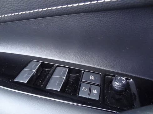 Used 2023 Toyota Corolla XSE image 9