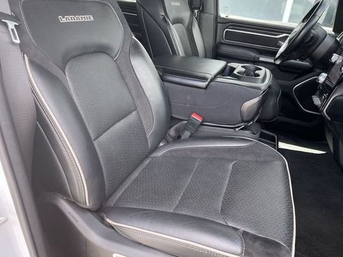 Used 2023 RAM 1500 Laramie AWD/4WD image 24