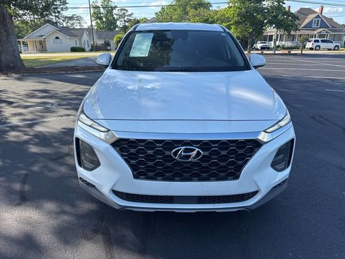 Used 2019 Hyundai Santa Fe SE w/ Cargo Package FWD image 2