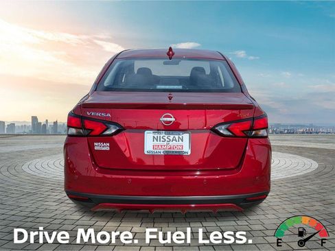 New 2025 Nissan Versa SR w/ Trunk Package image 5