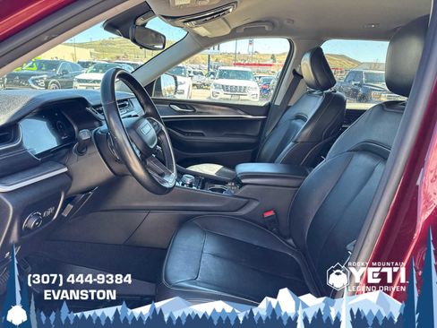 Used 2022 Jeep Grand Cherokee L Limited AWD/4WD image 26