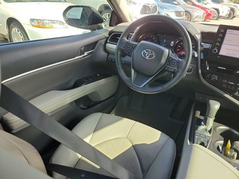 Used 2021 Toyota Camry XSE image 22