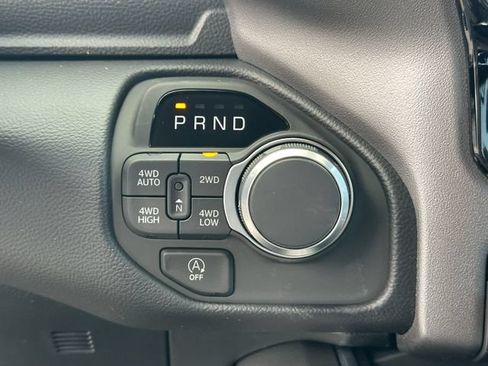 New 2026 RAM 1500 Big Horn AWD/4WD image 19