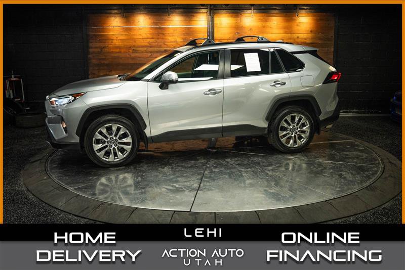 Used 2019 Toyota RAV4 Limited w/ Carpet Mat Package FWD image 1