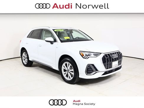 Used 2025 Audi Q3 2.0T Premium w/ Convenience Package image 1