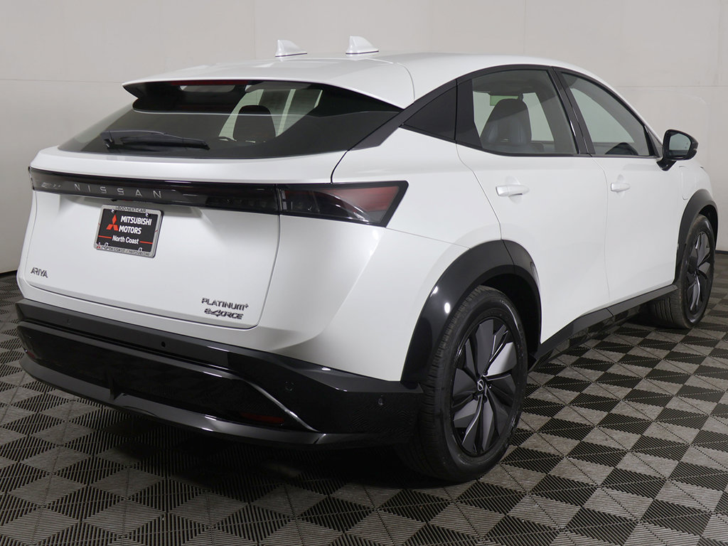 Used 2024 Nissan Ariya AWD image 14
