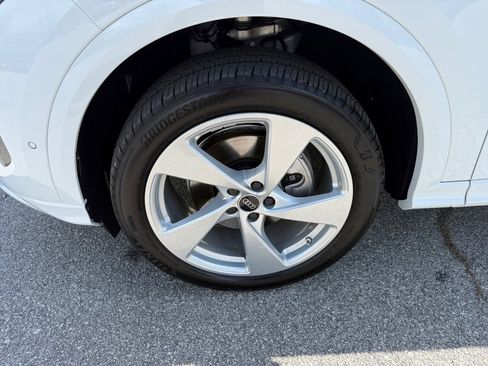 Certified 2025 Audi Q5 Premium Plus w/ Premium Plus AWD/4WD image 27