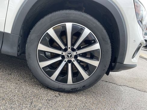 Used 2022 Mercedes-Benz GLB 250 4MATIC image 11