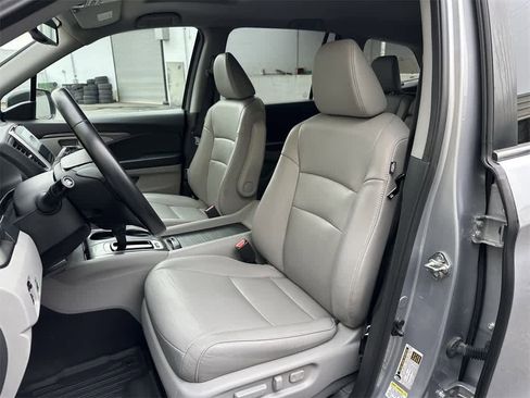 Used 2016 Honda Pilot EX-L image 11