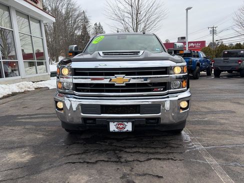 Used 2019 Chevrolet Silverado 3500 LTZ w/ Duramax Plus Package image 3