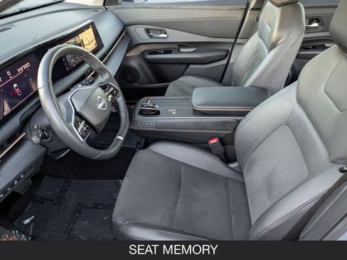 Used 2024 Nissan Ariya Engage image 14