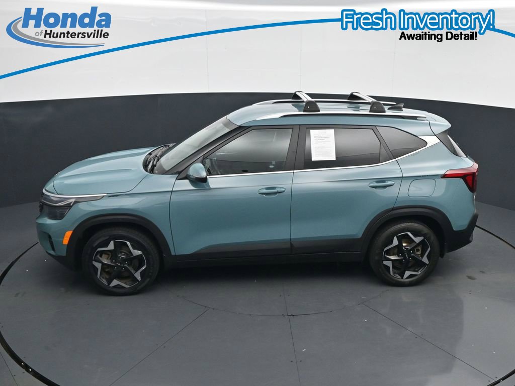 Used 2025 Kia Seltos EX AWD/4WD image 23